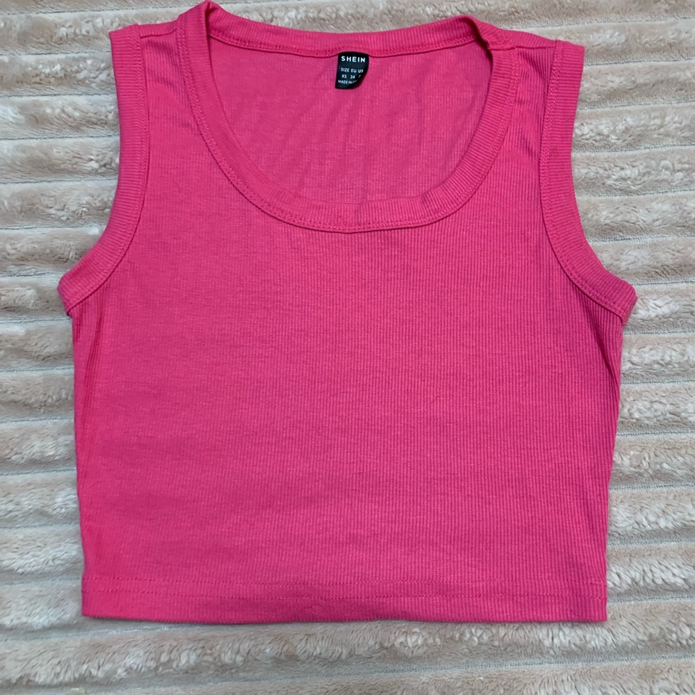 3 Ribbed Tank Tops. Women’s size XS. EUC. - Picture 5 of 8